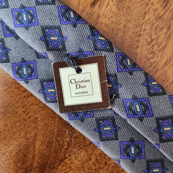 Dior Tie with tag - Picture 2 of 4